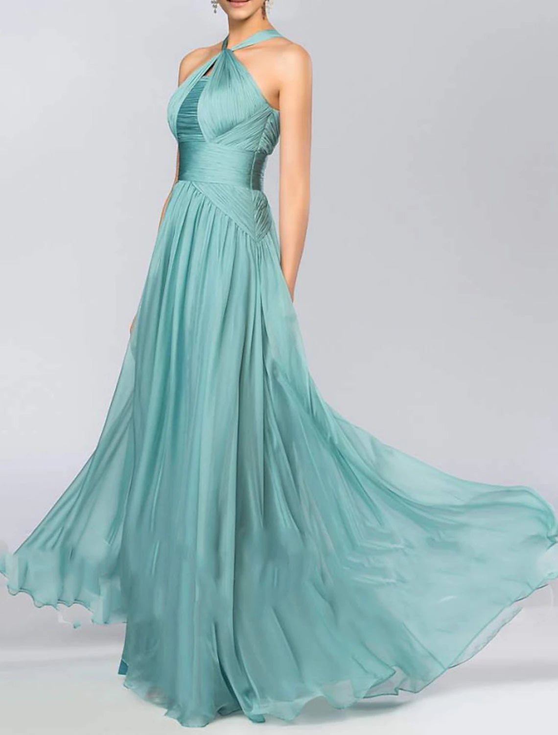 Wholesa  A-Line Bridesmaid Dress Halter Neck Sleeveless Elegant Floor Length Chiffon with Pleats / Draping