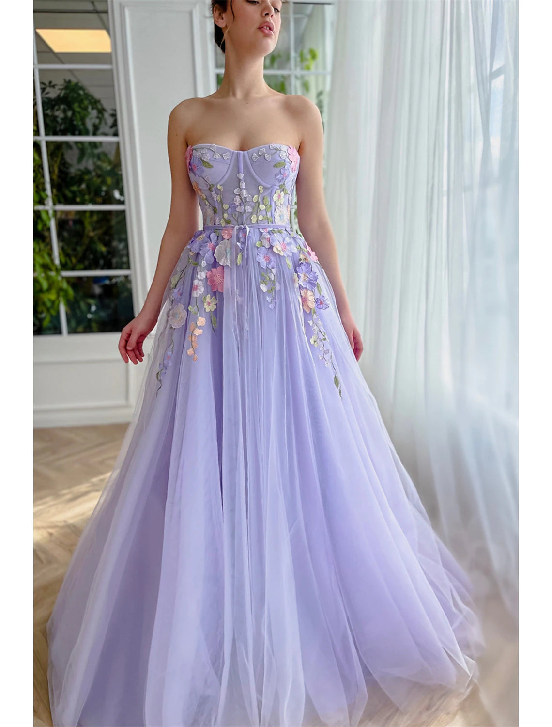 Wholesa A-Line Evening Gown Floral Dress Wedding Court Train Sleeveless Strapless Tulle with Appliques