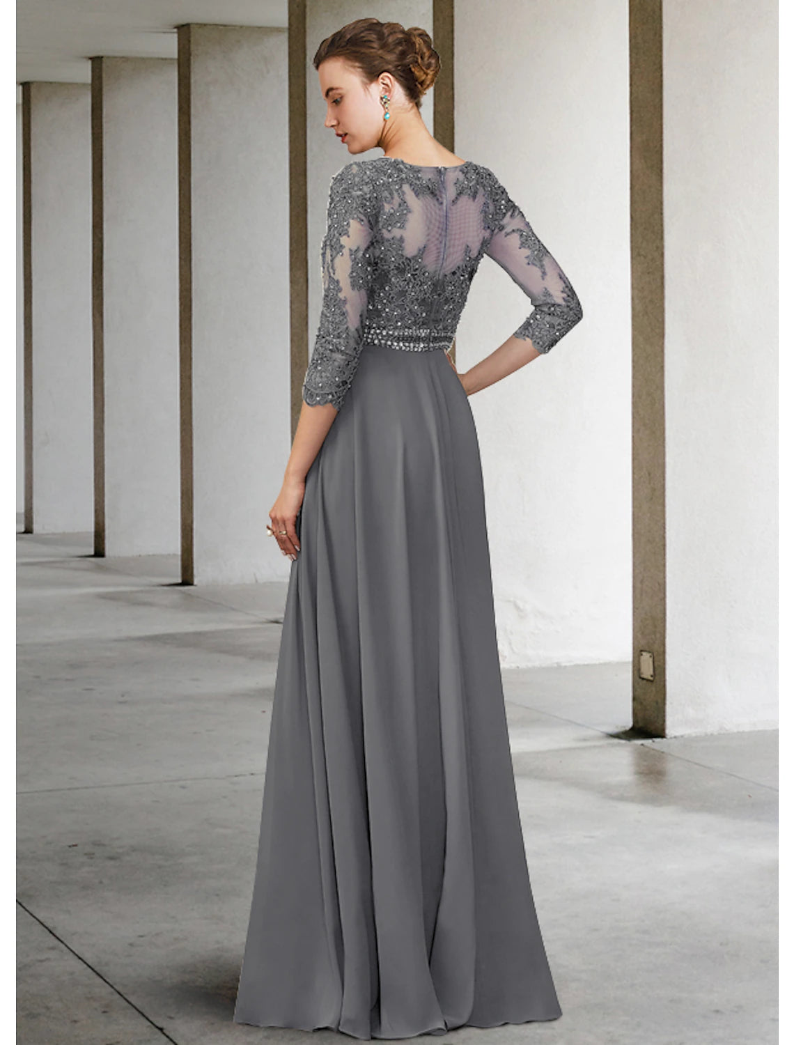 wholesale  A-Line Mother of the Bride Dress Elegant Jewel Neck Floor Length Chiffon Lace 3/4 Length Sleeve with Pleats Appliques
