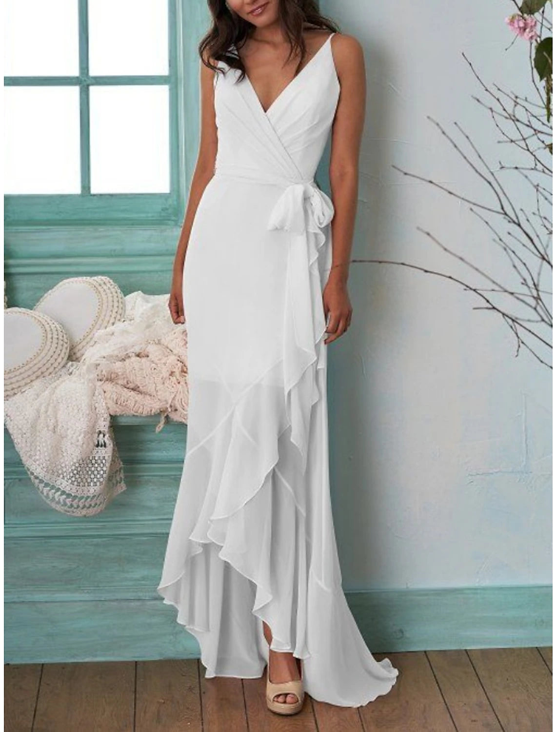 Wholesa Little White Dresses Wedding Dresses A-Line V Neck Sleeveless Sweep / Brush Train Chiffon Bridal Gowns With Bow(s) Pleats