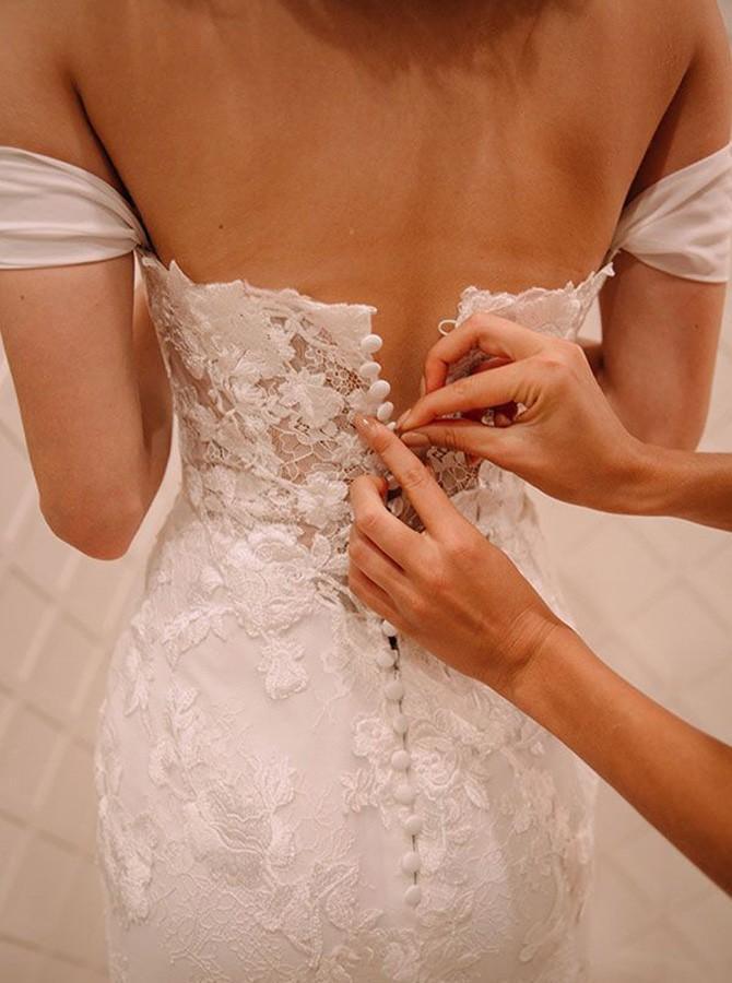 Wholesa Mermaid Off Shoulder Appliques Court Train Chiffon Wedding Dress with Lace