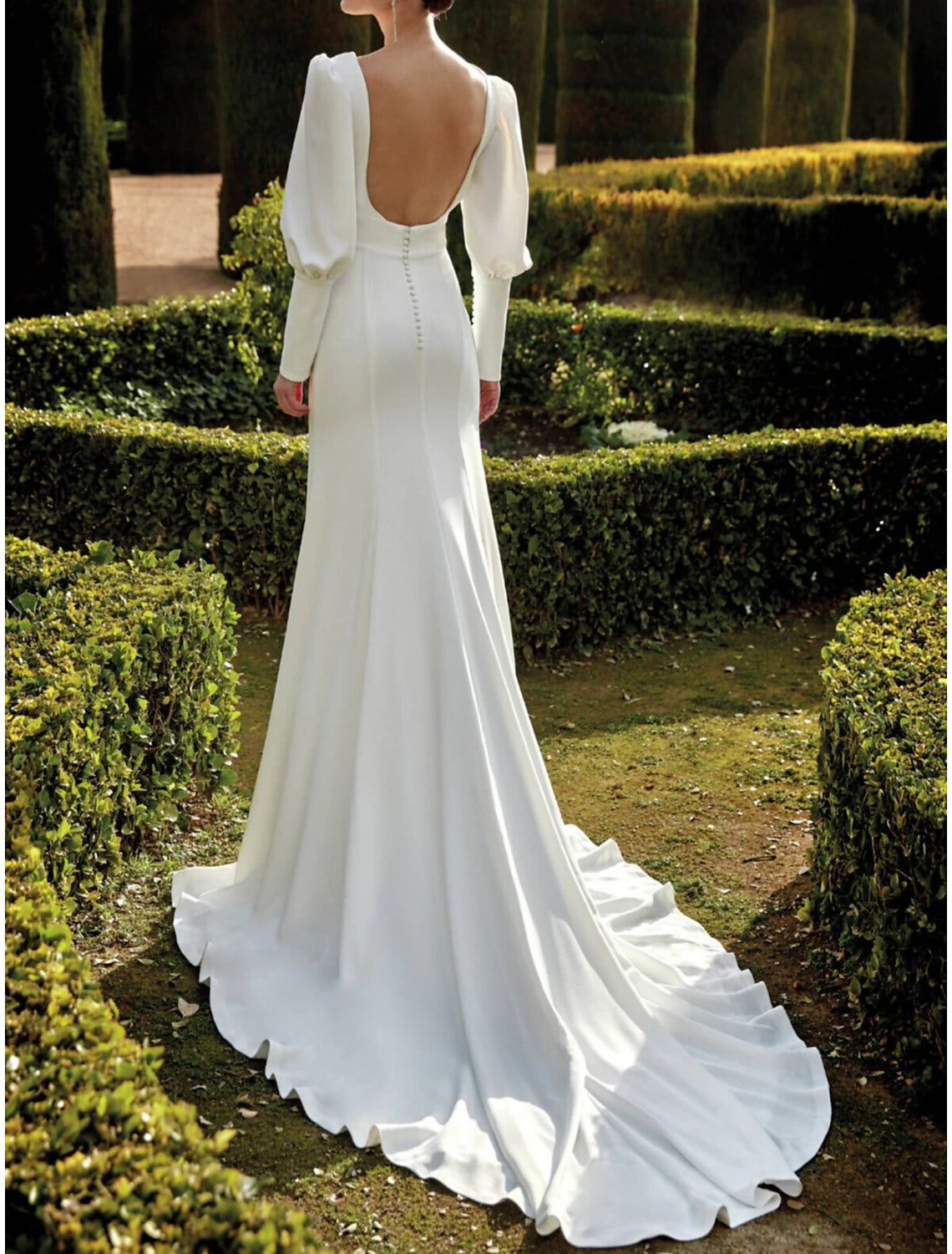 Wholesa Hall Open Back Royal Style Fall Formal Wedding Dresses Sheath / Column V Neck Long Sleeve Court Train Stretch Fabric Bridal Gowns With Split Front Solid Color