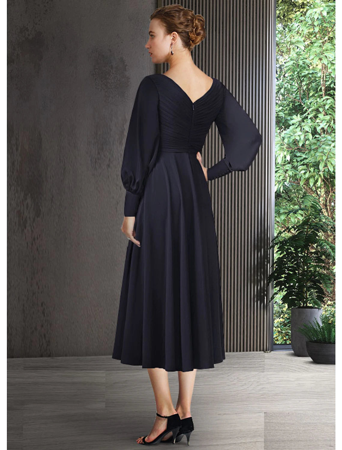 wholesale  A-Line Mother of the Bride Dress Elegant V Neck Tea Length Chiffon Short Sleeve Long Sleeve with Pleats Ruching