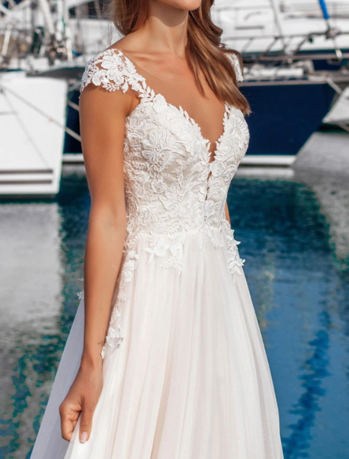 Wholesa Beach Formal Wedding Dresses A-Line V Neck Cap Sleeve Floor Length Lace Bridal Gowns With Appliques