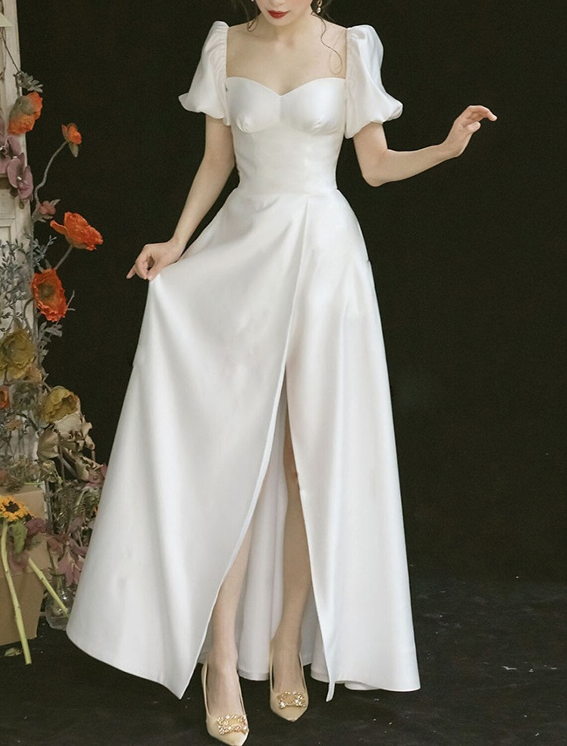 Wholesa Reception Casual Wedding Dresses A-Line Off Shoulder Short Sleeve Floor Length Satin Bridal Gowns With Split Front