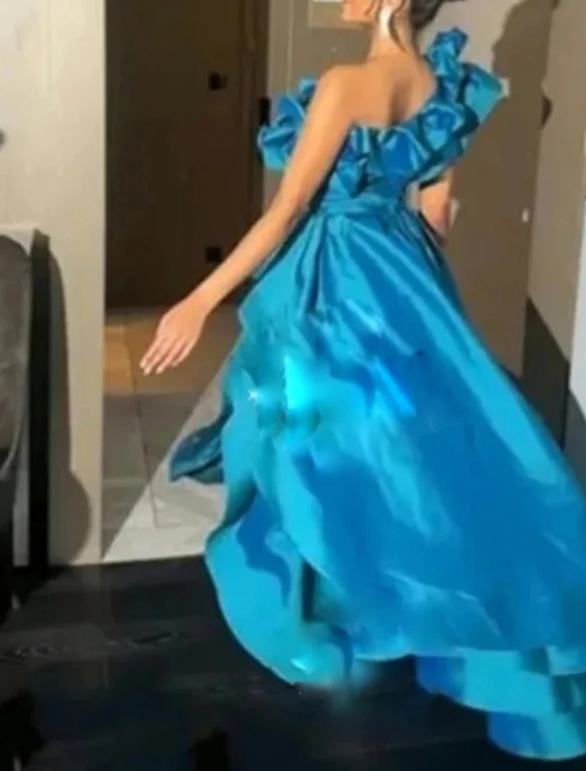 Wholesa A-Line Evening Gown Elegant Dress Red Green Dress Formal Wedding Asymmetrical Sleeveless One Shoulder Satin with Ruffles Slit