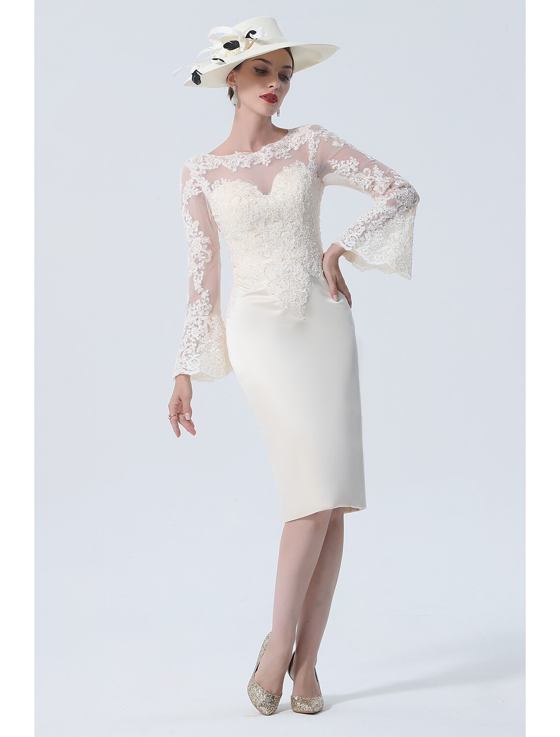 wholesale  Sheath / Column Mother of the Bride Dress Vintage Plus Size Elegant Jewel Neck Knee Length Satin Lace Long Sleeve with Lace