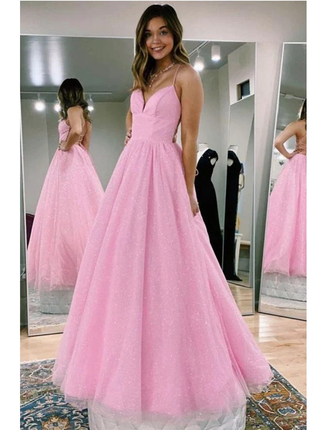 wholesale  Ball Gown A-Line Prom Dresses Glittering Dress Formal Prom Floor Length Sleeveless V Neck Tulle Backless with Pleats