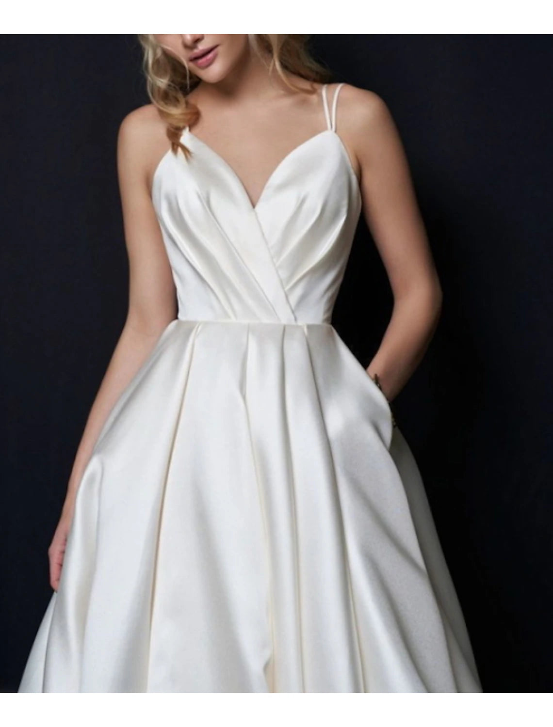Wholesa Hall Simple Wedding Dresses A-Line Sweetheart Camisole Spaghetti Strap Court Train Satin Bridal Gowns With Pleats Split Front