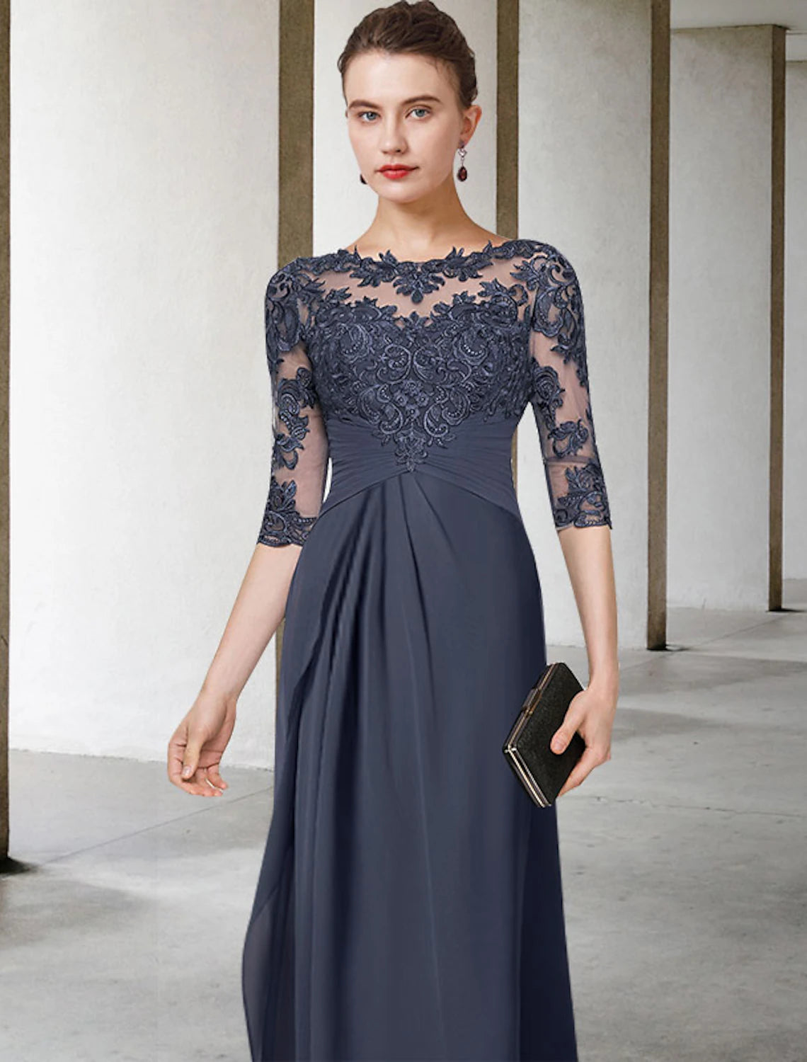 wholesale  Sheath / Column Plus Size Curve Mother of the Bride Dress Elegant Jewel Neck Floor Length Chiffon Lace Half Sleeve with Pleats Ruched Appliques