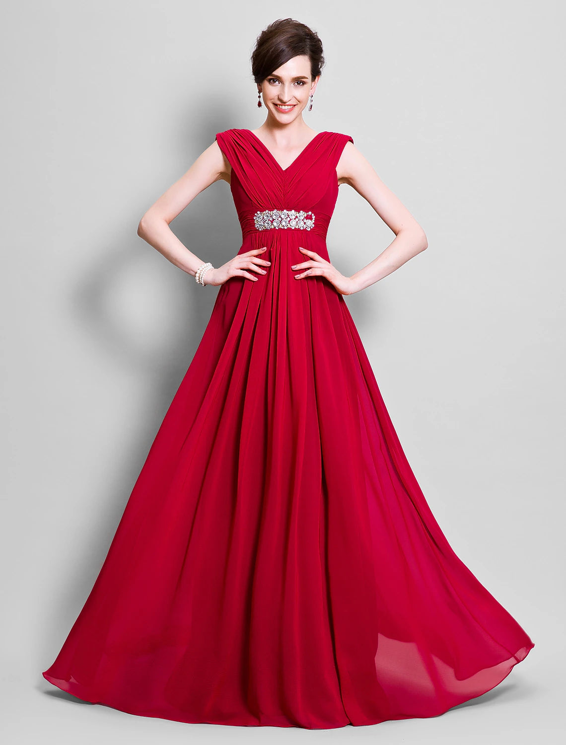 wholesale  A-Line Mother of the Bride Dress Open Back V Neck Floor Length Chiffon Sleeveless with Beading Side Draping