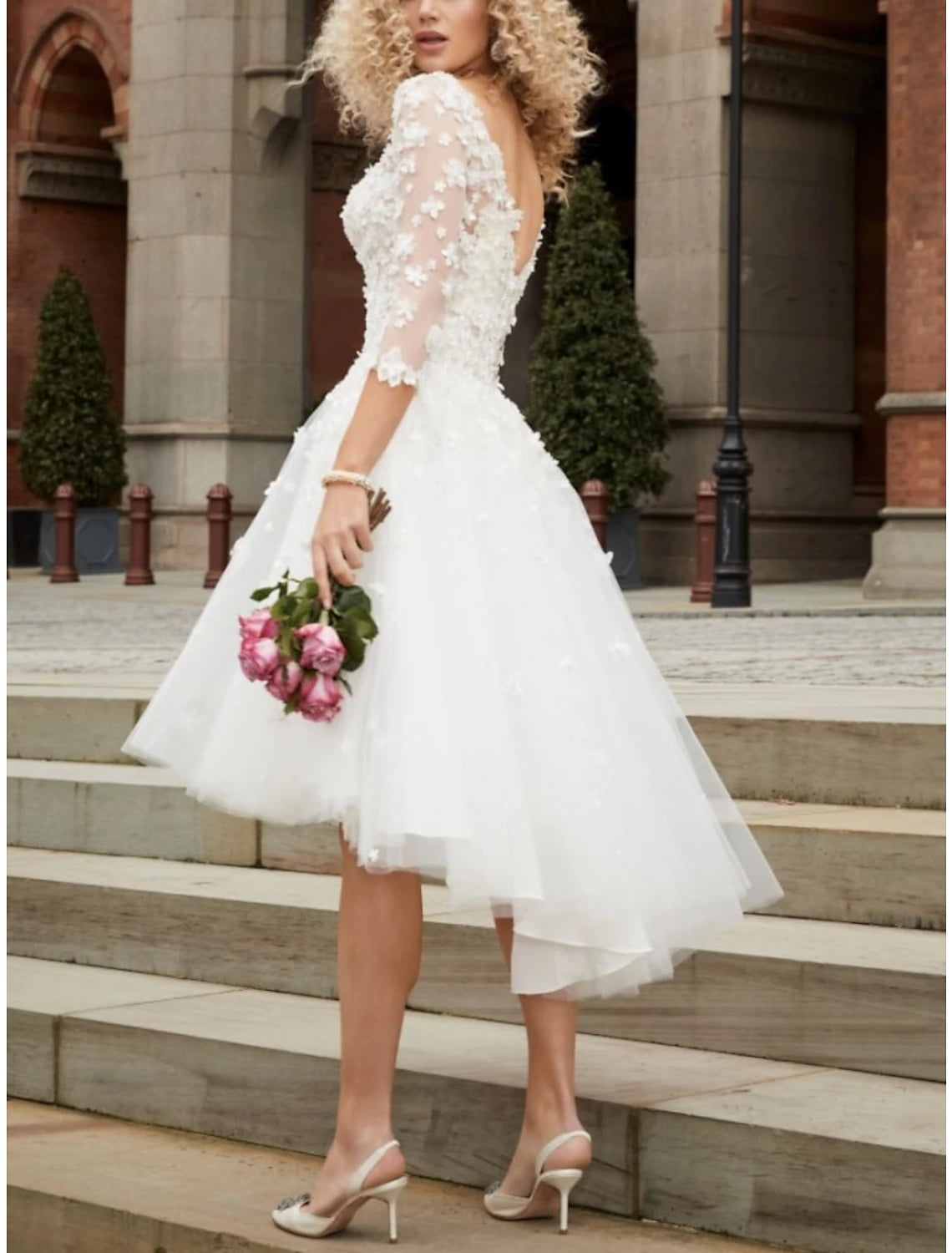 Wholesa Little White Dresses Wedding Dresses A-Line Scoop Neck 3/4 Length Sleeve Asymmetrical Tulle Bridal Gowns With Pleats Appliques