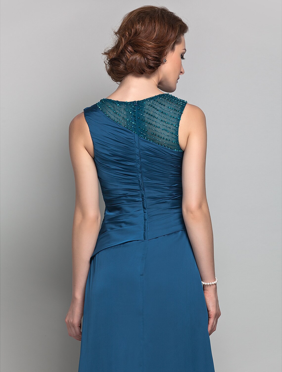 wholesale  Sheath / Column Mother of the Bride Dress Vintage Inspired Jewel Neck Floor Length Satin Chiffon Sleeveless with Beading