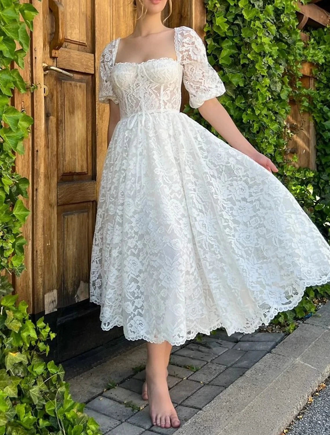 Wholesa Reception Little White Dresses Wedding Dresses A-Line Sweetheart Half Sleeve Tea Length Lace Bridal Gowns With Appliques Solid Color