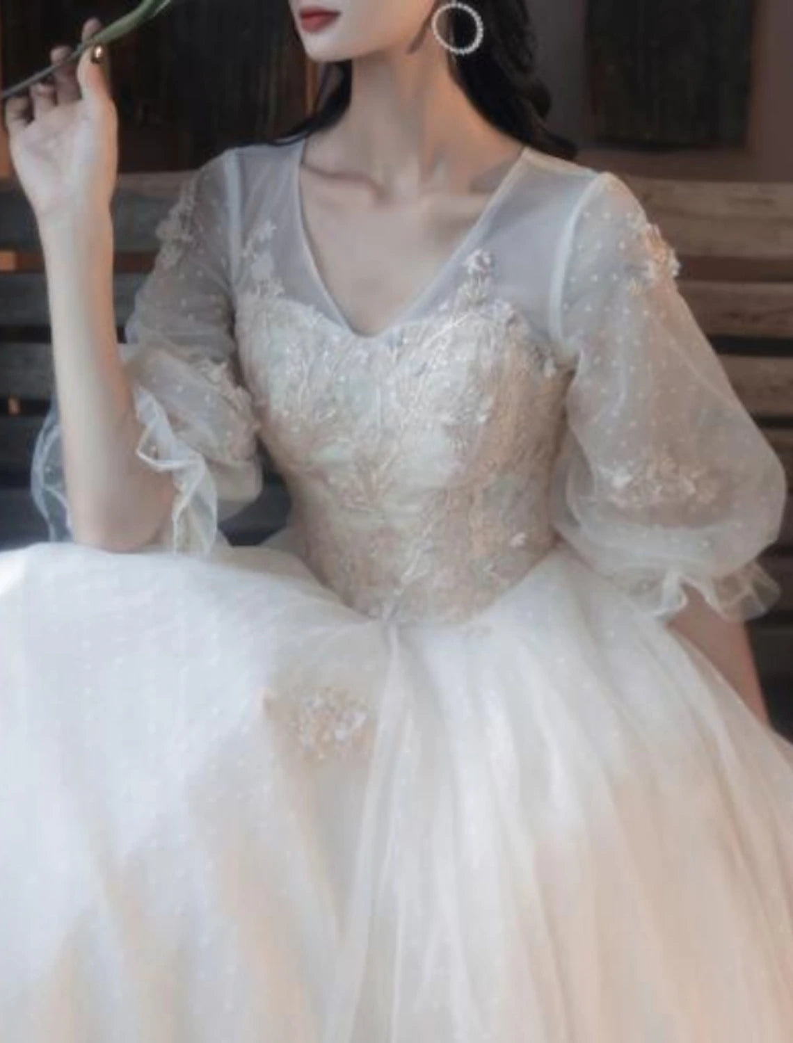 Wholesa Ball Gown Vintage Floral Quinceanera Prom Dress V Neck Half Sleeve Floor Length Tulle with Pleats Embroidery