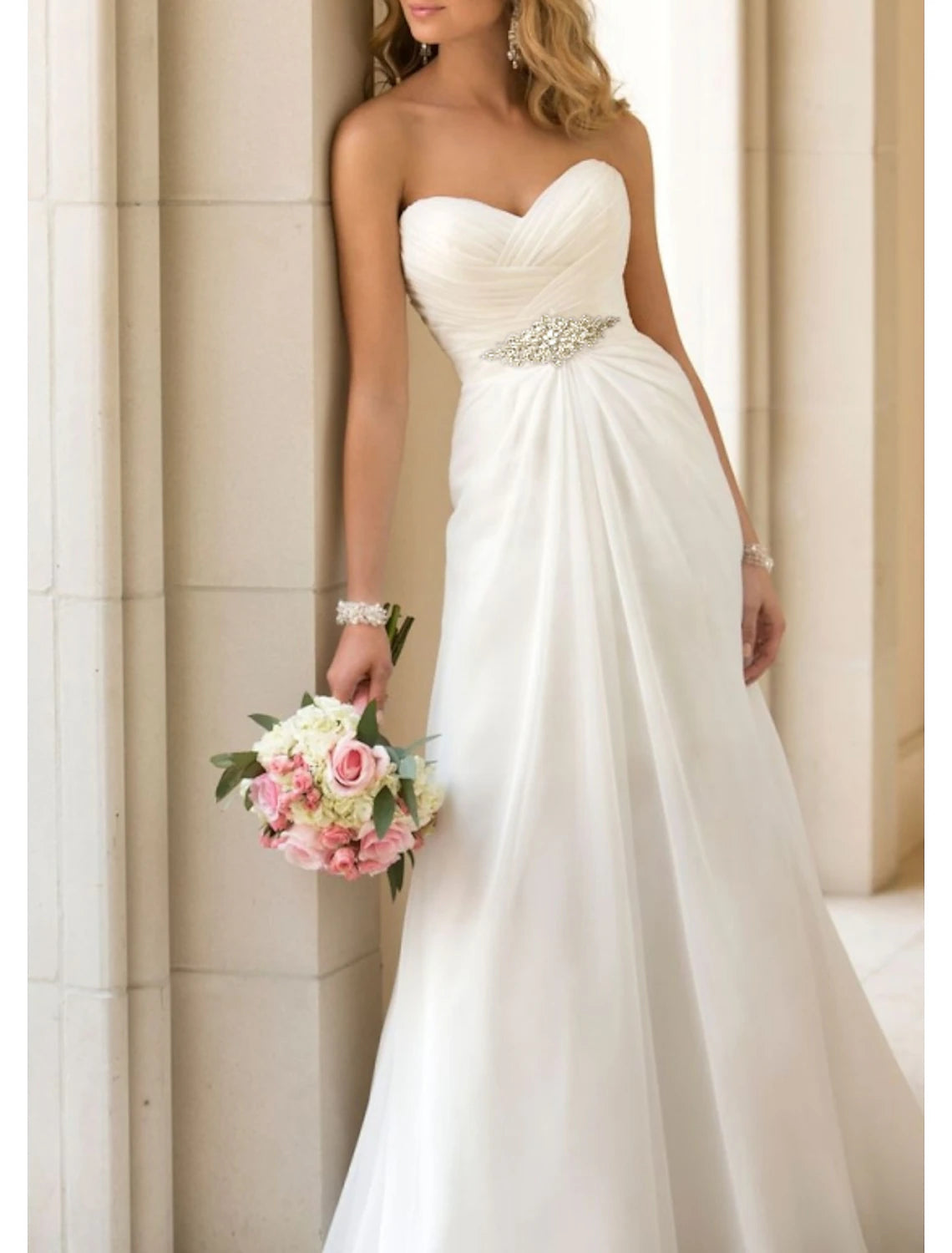 Wholesa Hall Simple Wedding Dresses A-Line Sweetheart Strapless Sweep / Brush Train Chiffon Bridal Gowns With Crystals