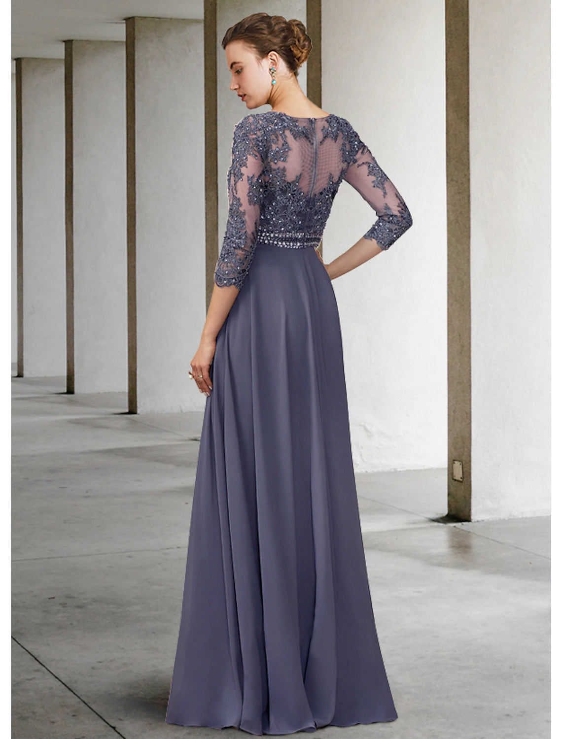 wholesale  A-Line Mother of the Bride Dress Elegant Jewel Neck Floor Length Chiffon Lace 3/4 Length Sleeve with Pleats Appliques