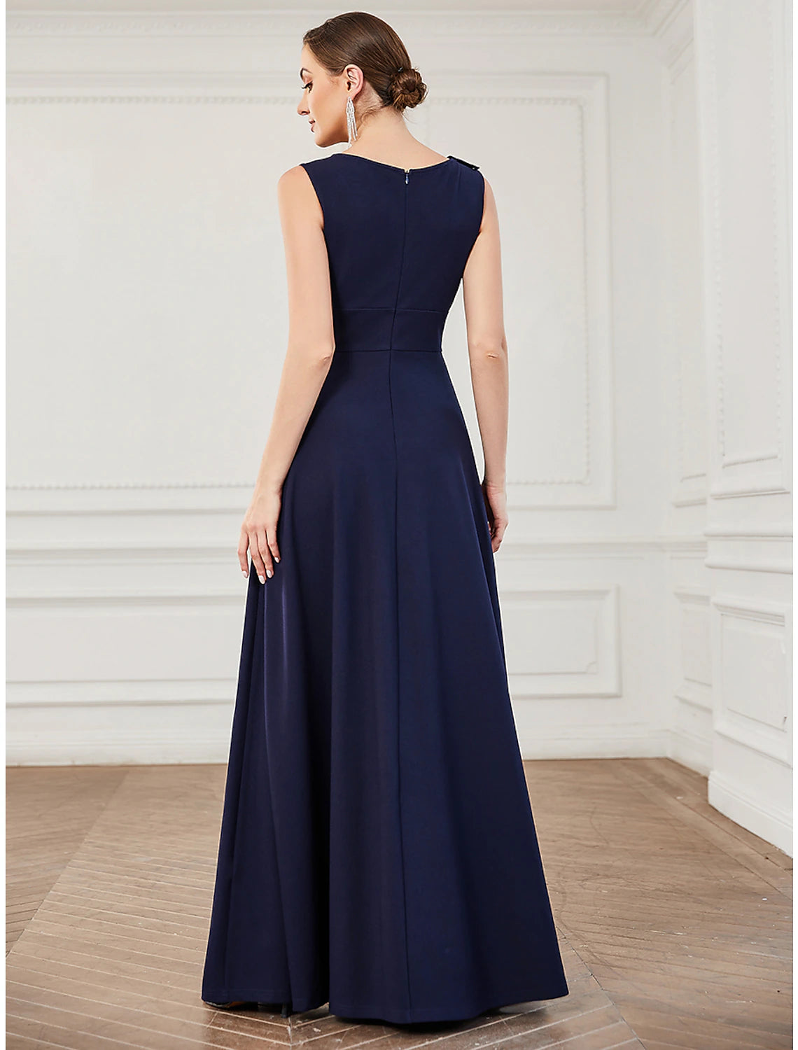 Wholesa A-Line Evening Gown Plus Size Dress Formal Wedding Guest Floor Length Sleeveless Jewel Neck Bridesmaid Dress Polyester with Draping Appliques Pure Color