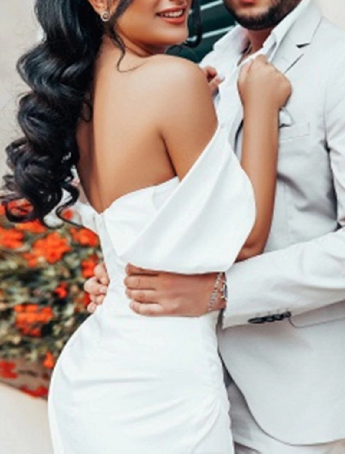 Wholesa Hall Simple Wedding Dresses Sheath / Column Off Shoulder Cap Sleeve Court Train Satin Bridal Gowns With Ruched Split Front Summer Wedding Party