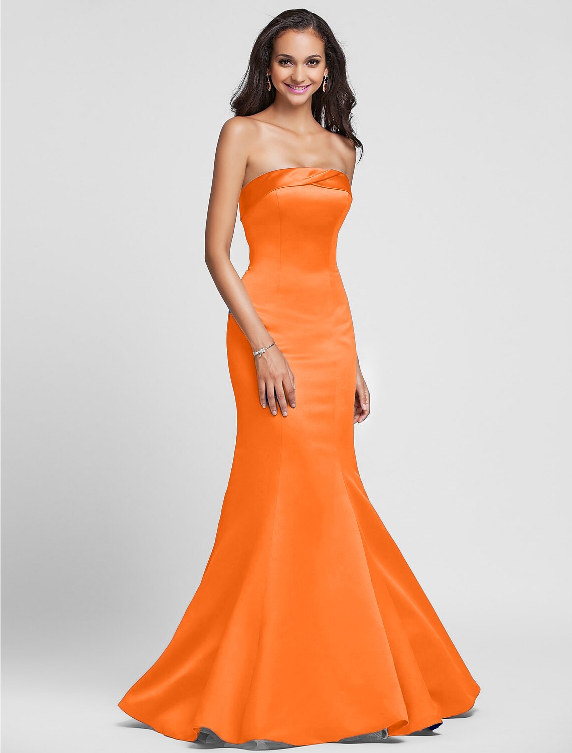 Wholesa  Mermaid / Trumpet Bridesmaid Dress Strapless Sleeveless Lace Up Floor Length Satin with Side Draping