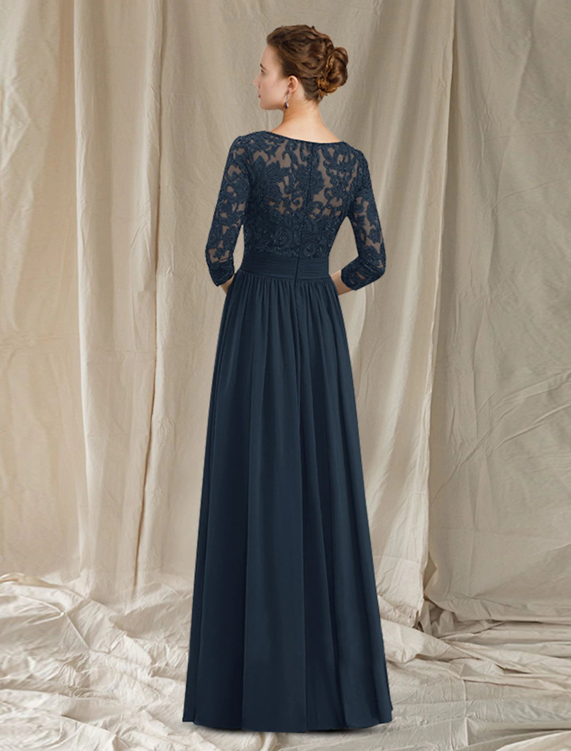 wholesale  A-Line Mother of the Bride Dress Elegant Jewel Neck Floor Length Chiffon Lace 3/4 Length Sleeve with Pleats Appliques