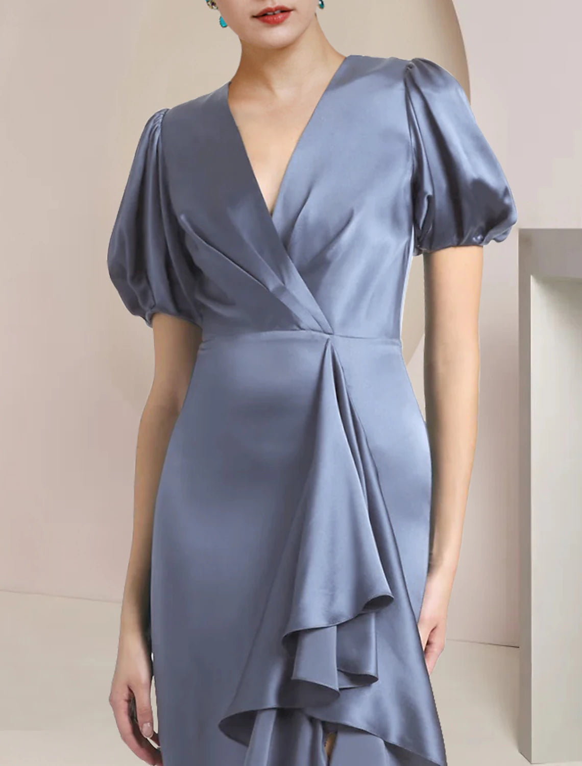 wholesale  A-Line Mother of the Bride Dress Formal Wedding Guest Party Elegant V Neck Sweep / Brush Train Satin Short Sleeve with Cascading Ruffles