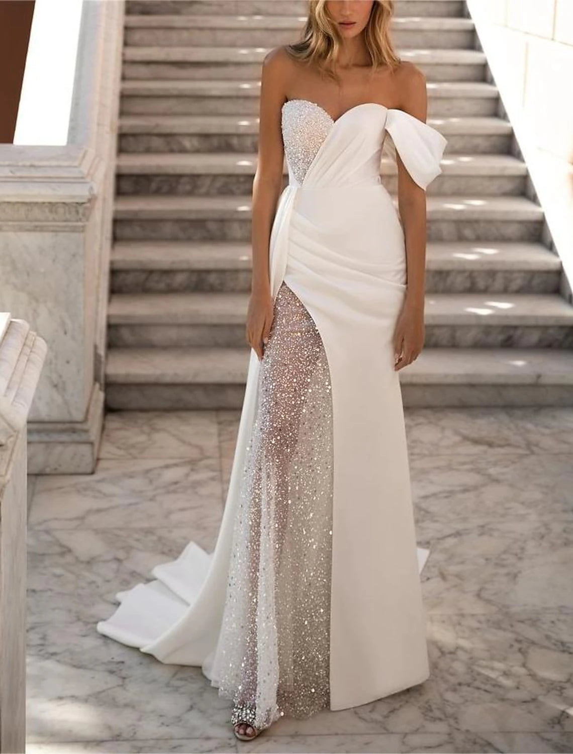 Wholesa  Beach Glitter & Sparkle Wedding Dresses A-Line Sweetheart Sleeveless Sweep / Brush Train Satin Bridal Gowns With Ruched Beading