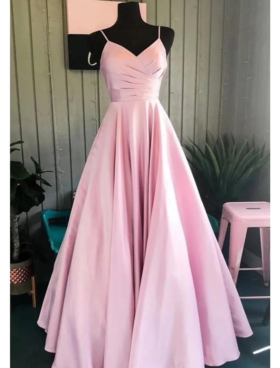 wholesale   A-Line Prom Dresses Minimalist Dress Formal Wedding Guest Floor Length Sleeveless V Neck Bridesmaid Dress Stretch Satin Backless with Pleats Ruched