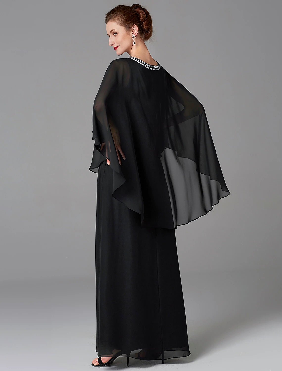 wholesale   A-Line Mother of the Bride Dress Wedding Guest Plus Size Elegant Jewel Neck Floor Length Chiffon Sleeveless with Beading Fall