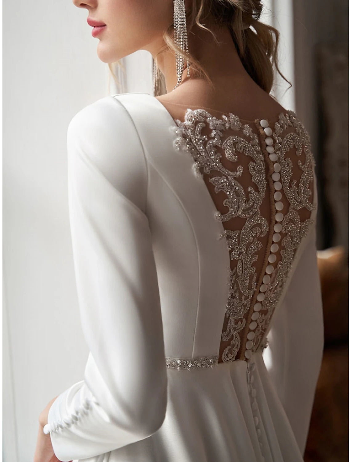 Wholesa Simple Wedding Dresses Little White Dresses A-Line Scoop Neck Long Sleeve Knee Length Satin Bridal Gowns With Pleats Beading