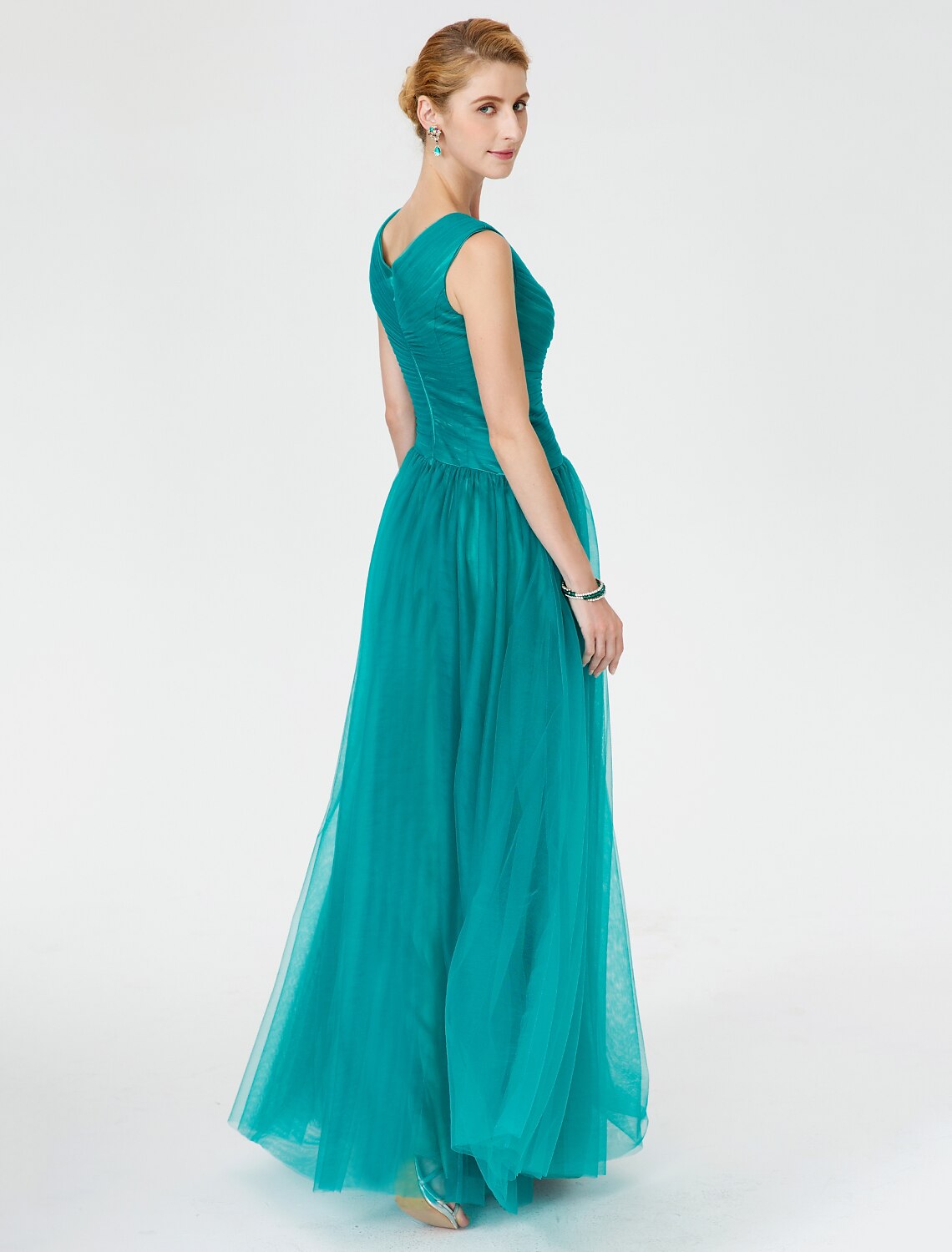 wholesale  Princess Mother of the Bride Dress Elegant V Neck Floor Length Tulle Sleeveless No with Criss Cross Ruched