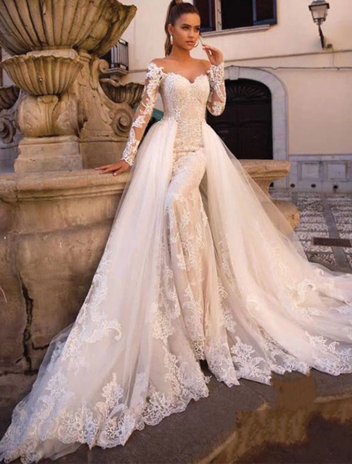 wholesale  Engagement Formal Wedding Dresses Two Piece Sweetheart Long Sleeve Court Train Lace Bridal Gowns With Appliques