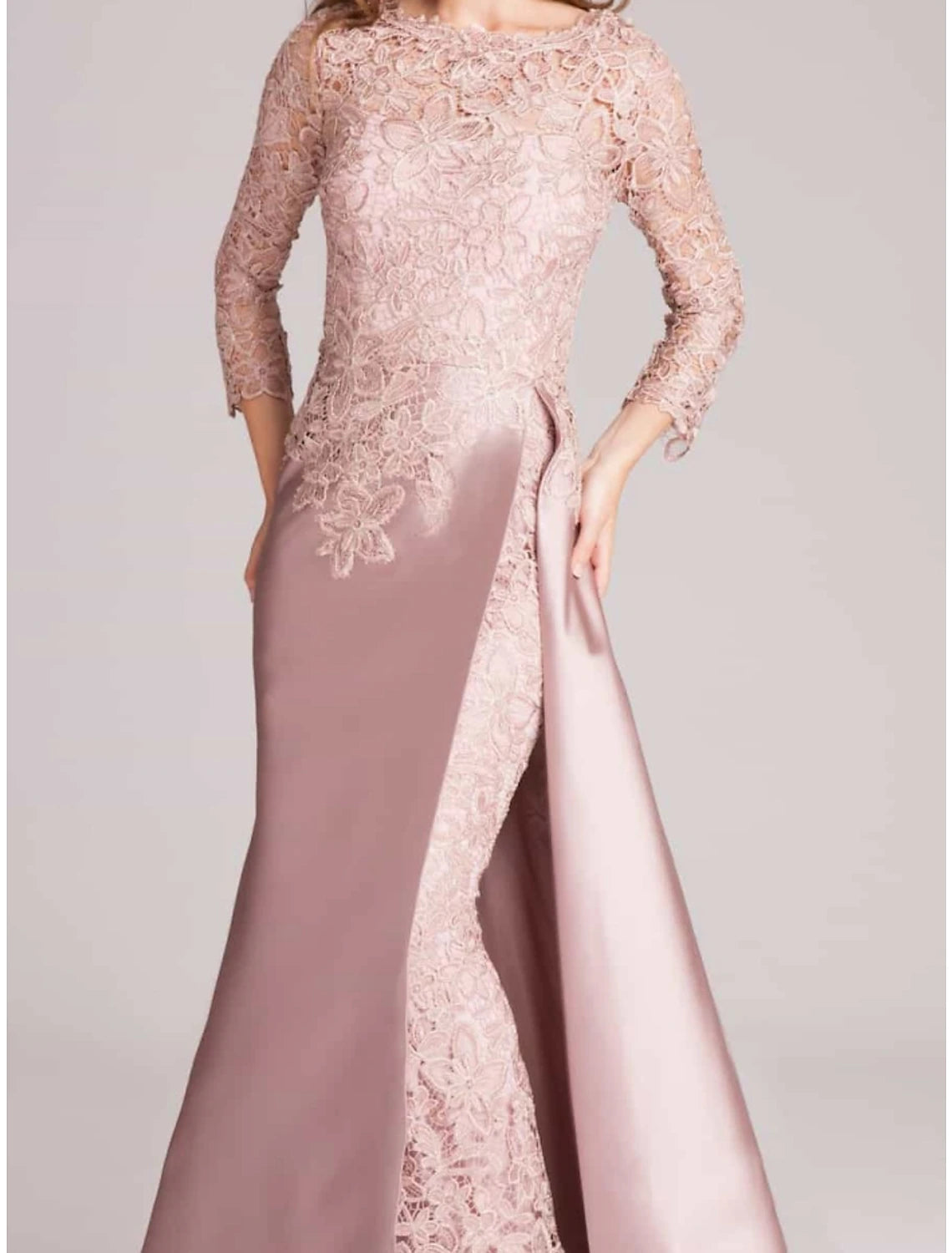 Wholesa Mermaid / Trumpet Mother of the Bride Dress Wedding Guest Elegant Scoop Neck Floor Length Satin Long Sleeve with Lace Split Front