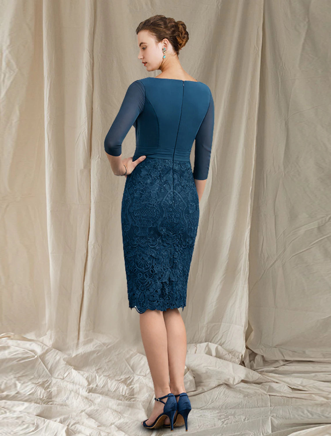 wholesale  Two Piece Sheath / Column Mother of the Bride Dress Church Elegant V Neck Knee Length Chiffon Lace Half Sleeve Jacket Dresses with Appliques Crystal Brooch