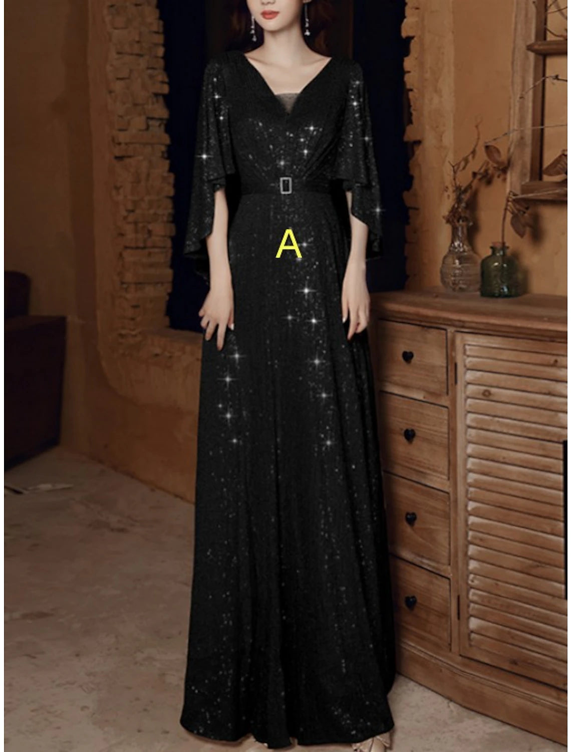 Wholesa Sheath / Column Mother of the Bride Dress Elegant Sparkle & Shine Petite V Neck Floor Length Sequined Half Sleeve with Pleats Crystal Brooch