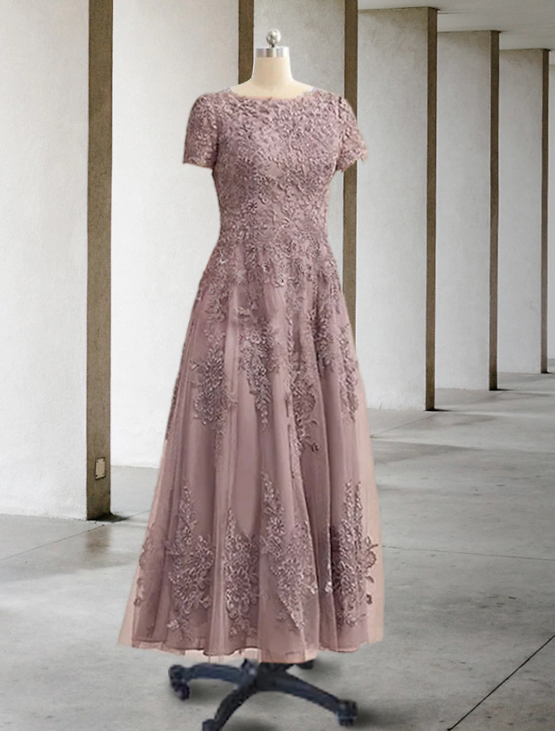 wholesale   A-Line Mother of the Bride Dress Elegant Jewel Neck Tea Length Lace Tulle Short Sleeve with Appliques