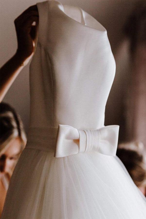 Wholesa A-line Simple Ivory Tulle Backless Wedding Gowns Wedding Dress