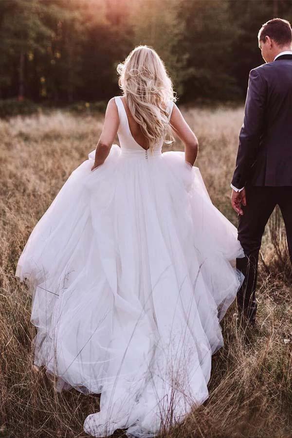 Wholesa A-line Simple Ivory Tulle Backless Wedding Gowns Wedding Dress