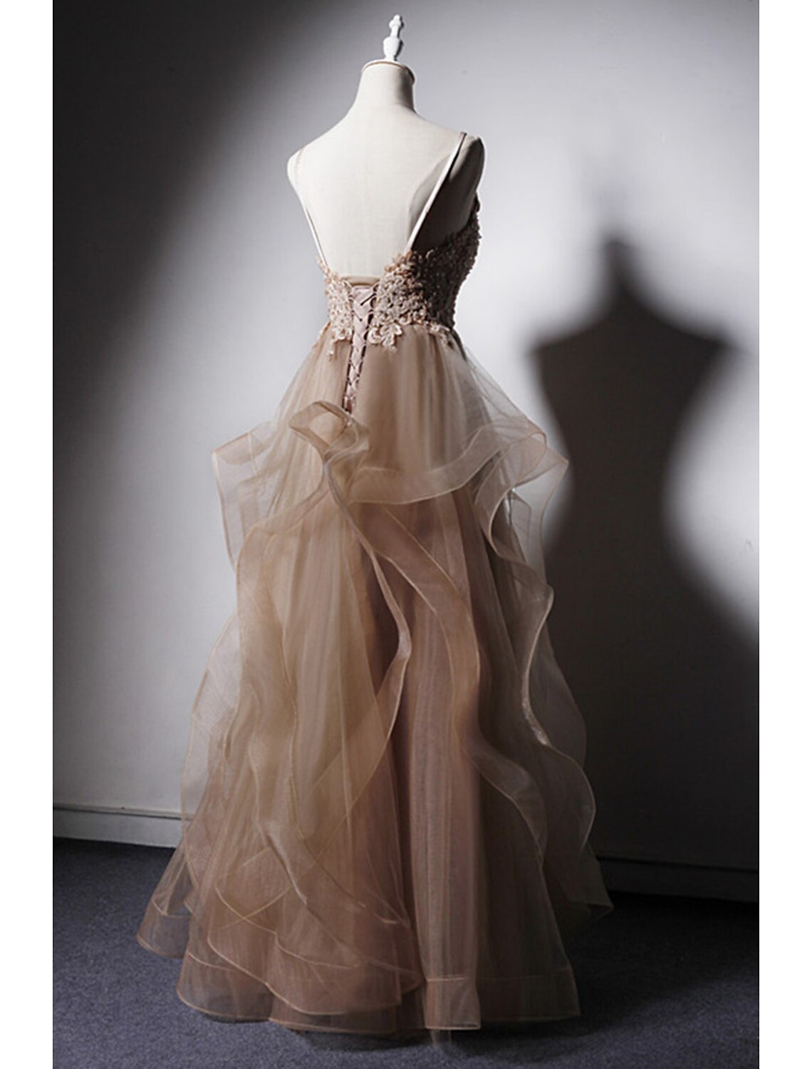 wholesale  A-Line Prom Dresses Open Back Dress Formal Wedding Party Floor Length Sleeveless Spaghetti Strap Lace with Ruffles Appliques