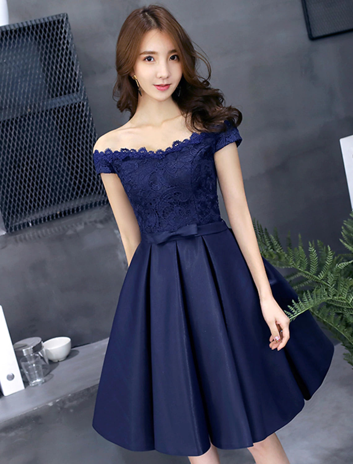 wholesale A-Line Elegant Floral Cocktail Party Prom Dress Off Shoulder Sleeveless Short / Mini Lace with Pleats