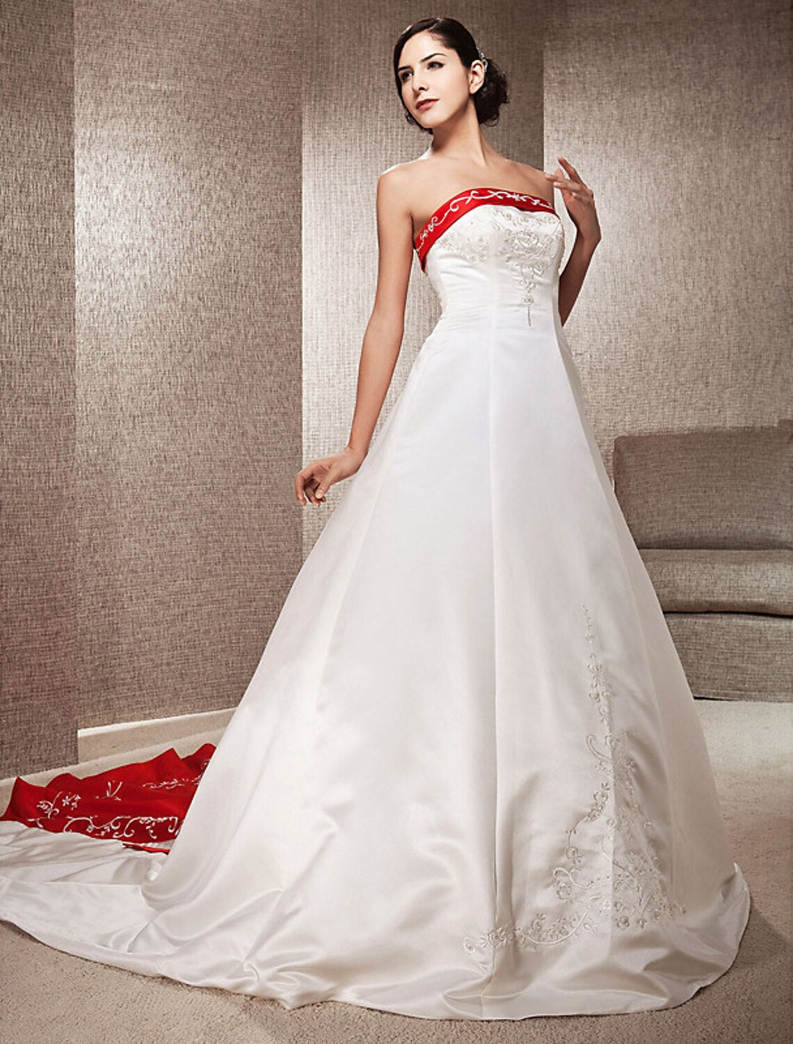 wholesale  Open Back Wedding Dresses Sweep / Brush Train Ball Gown Strapless Strapless Satin With Embroidery Appliques