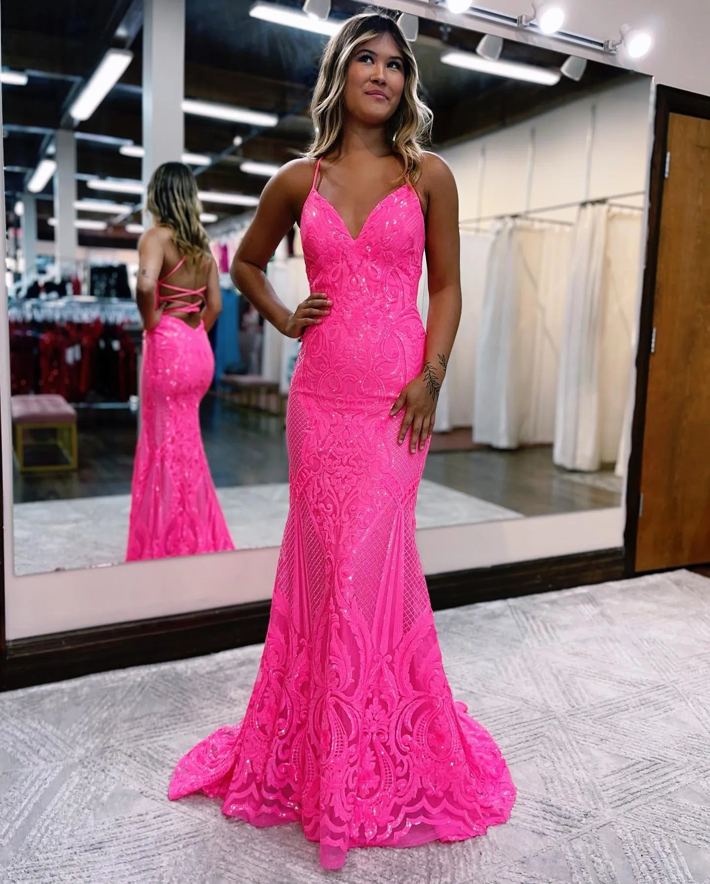 Wholesa Mermaid Sequin V-Neck Sweep Train Prom Dress