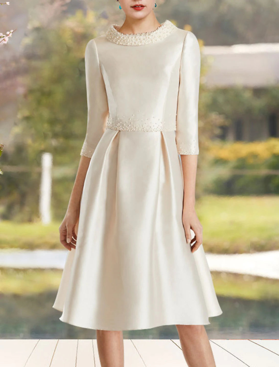 wholesale  A-Line Mother of the Bride Dress Wedding Guest Elegant Jewel Neck Knee Length Satin Half Sleeve with Beading