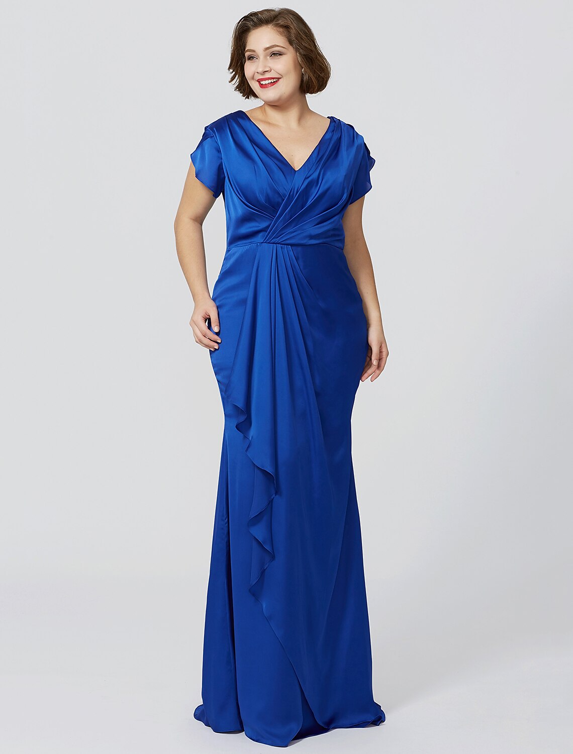 wholesale  Sheath / Column Mother of the Bride Dress Formal Chic & Modern Glamorous & Dramatic Plus Size V Neck Floor Length Chiffon Over Satin Short Sleeve No with Criss Cross Pleats