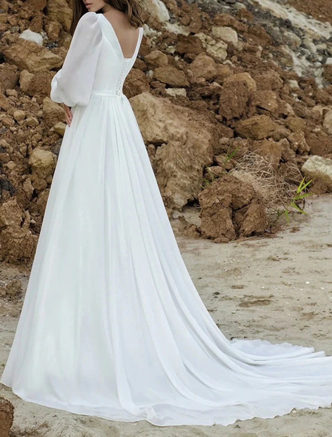 Wholesa  Beach Vintage 1940s / 1950s Wedding Dresses A-Line V Neck Long Sleeve Court Train Chiffon Bridal Gowns With Solid Color