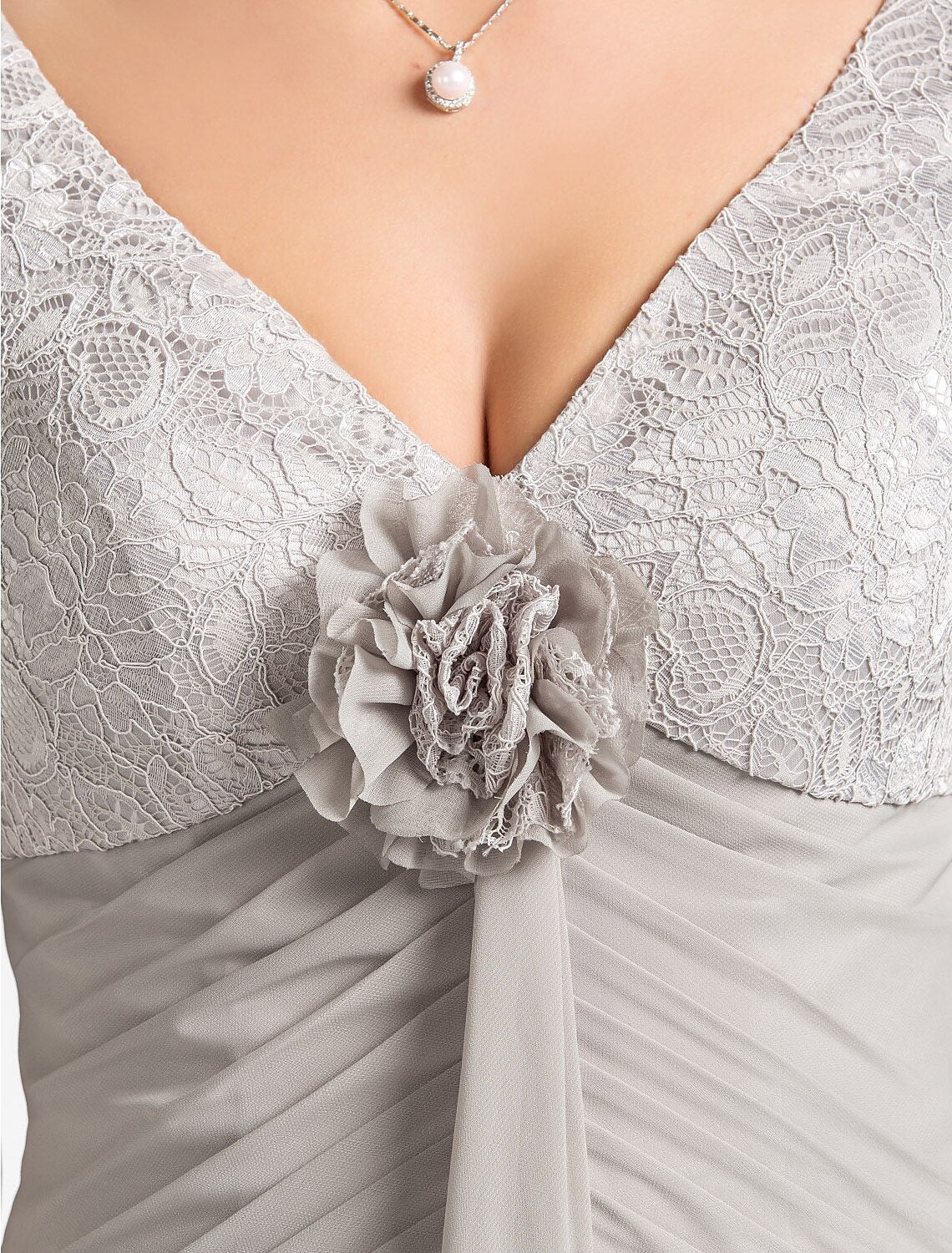 wholesale   A-Line Mother of the Bride Dress Floral High Low V Neck Asymmetrical Chiffon Lace Short Sleeve with Pleats Flower