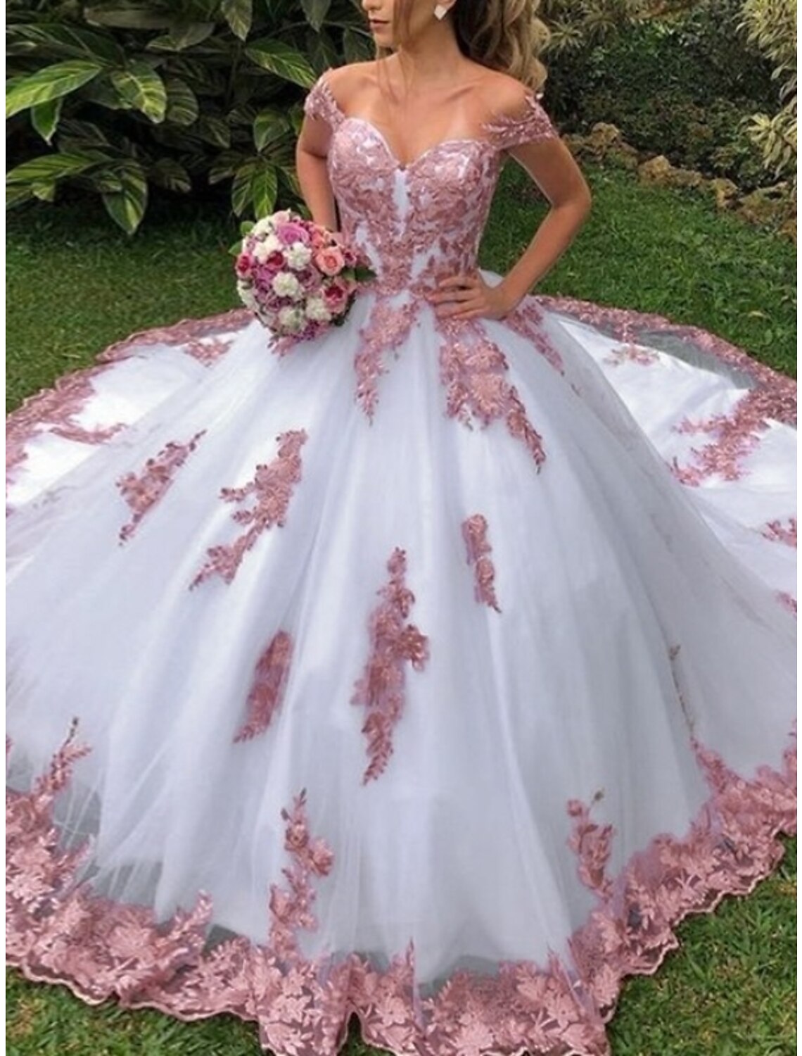 Wholesa Formal Wedding Dresses Ball Gown Off Shoulder Cap Sleeve Court Train Lace Bridal Gowns With Pleats