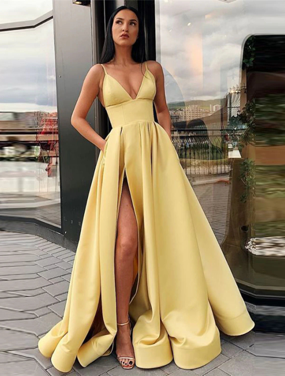 wholesale  A-Line Black Dress Prom Dress High Split Evening Dress Formal Birthday Summer Dress Spaghetti Strap Sleeveless Sweep / Brush Train Satin with Pleats Split Front