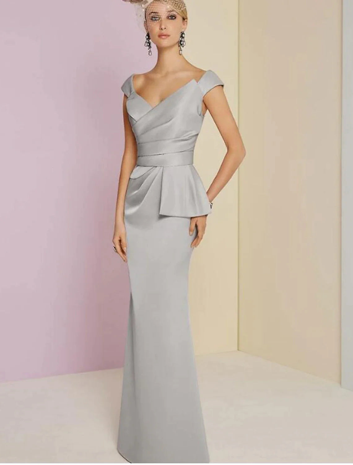 Wholesa Sheath / Column Evening Gown Elegant Dress Wedding Guest Floor Length Sleeveless Plunging Neck Satin with Ruched