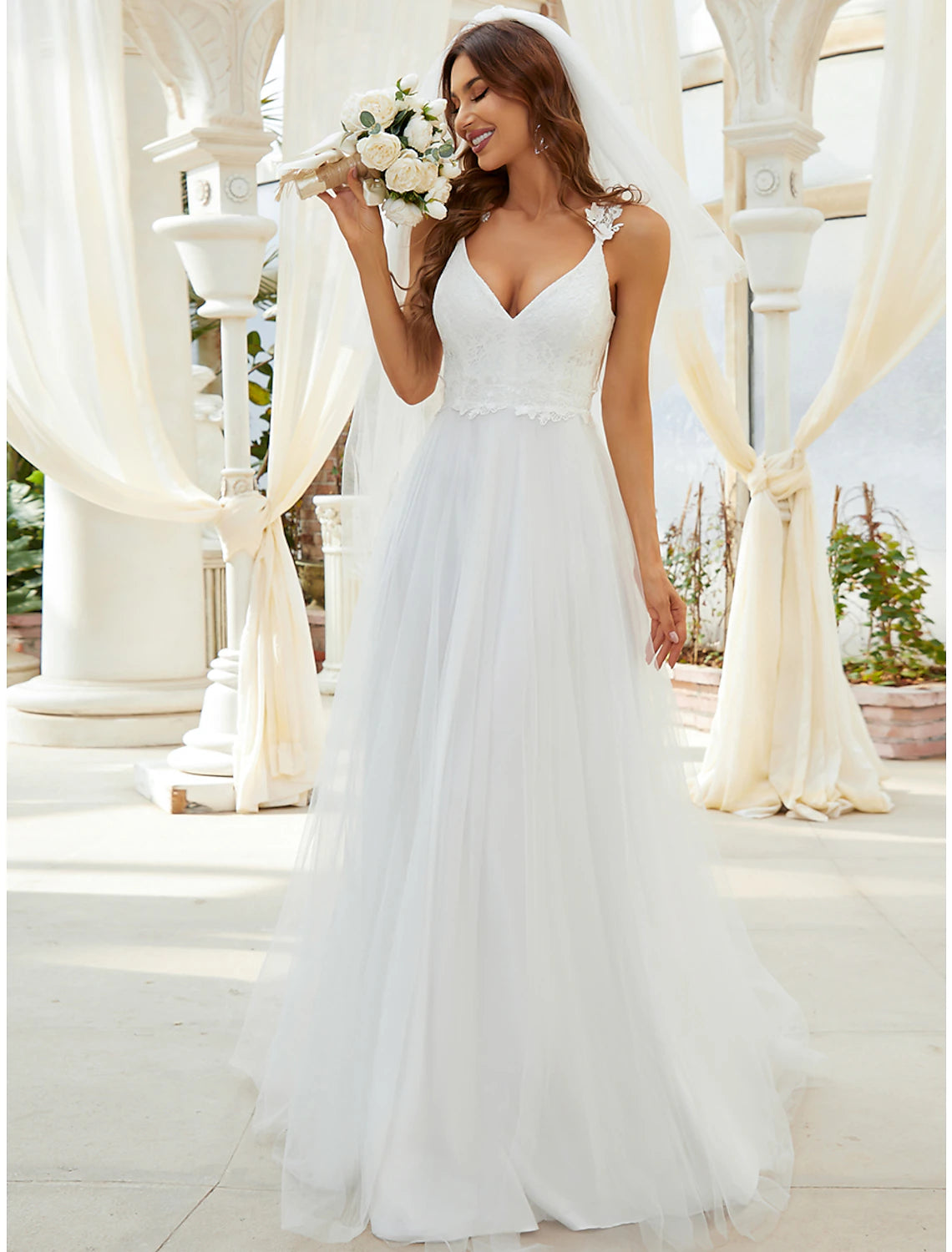wholesale  Reception Casual Wedding Dresses A-Line Sweetheart V Wire Regular Straps Sweep / Brush Train Tulle Bridal Gowns With Crystals Appliques